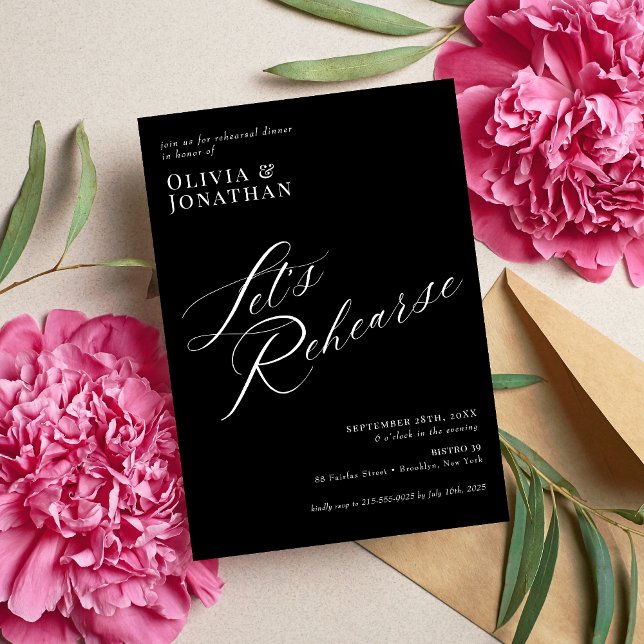 Convite Jantar de Rehearsal de Caligrafia Chique Elegante (Elegant chic calligraphy rehearsal dinner invitation sets a warm, refined tone for your gathering.)
