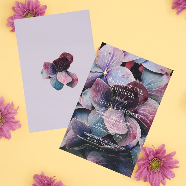 Convite Janto de Ensaio de Casamento de Hydrangeas Roxas D (Criador carregado)