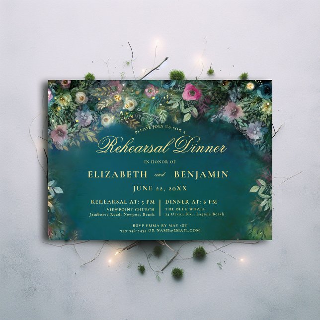 Convite Janto de ensaio de Rosas de Fadas de Fada Encantad (enchanted forest rehearsal dinner invite magic fairy tale woodland roses gold emerald green garden)