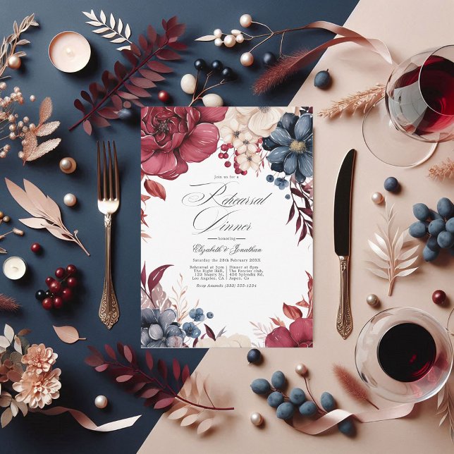 Convite Janto de Ensaio de Tema Vinho Burgundy, Marinho e  (Burgundy, Navy and Blush Wine Theme Rehearsal Dinner Invitation)