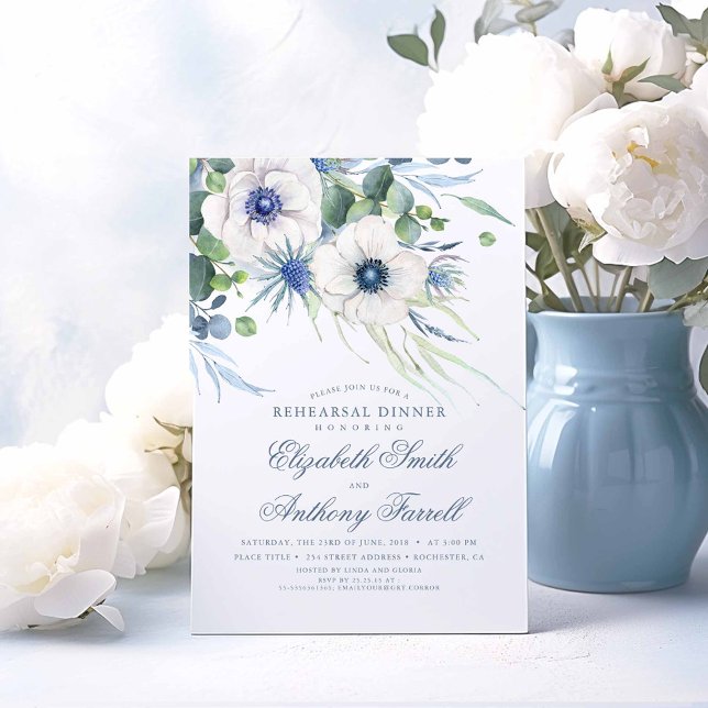 Convite Janto de ensaio Dusty Blue Floral Greenerase (Dusty Blue Flowers and Greenery Rehearsal Dinner Invitations)