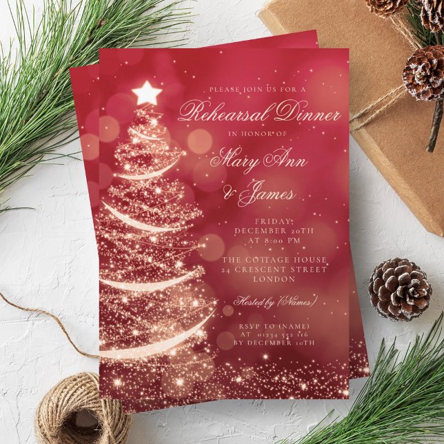 Convite Janto Elegante Vermelho e Dourado de Ensaio de Nat (Elegant Red & Gold Christmas Rehearsal Dinner Invitation)