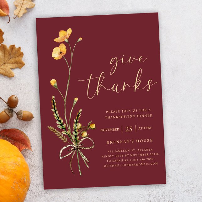 Convite Janto Moderno Elegante de Ação de Graças (Burgundy Elegant Wildflower Thanksgiving Dinner Invitation)