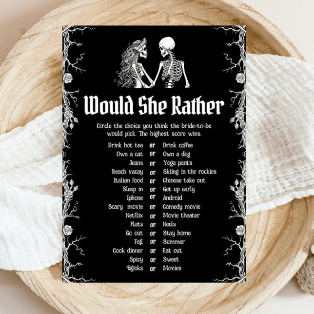 Convite Jogo para Chá de Noiva "Halloween: Ela Preferiria" (Halloween Would She Rather Bridal Shower Game)