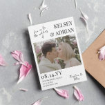 Convite Junte-se ao casamento de fotos da tipografia moder<br><div class="desc">Convite de casamento informal e moderno com uma combinação de escrita e fontes serif, seus nomes e data de casamento em letras grandes, e fotos de vocês dois. Convite para casamento de fotos em branco com fontes pretas personalizadas com duas fotos, em um dos lados do convite. Convite de casamento...</div>