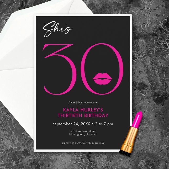 Convite Lábios Mínimos Modernos Rosa Ela tem Trinta Anos (Modern Minimal Pink Lips She's Thirty Birthday Invitation)