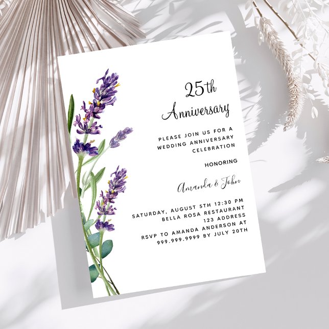 Convite Lavanda de aniversário de casamento de flores roxa (Criador carregado)