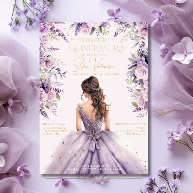 Convite Lavanda de Quinceañera Purple Lilac Floral, Dourad (Quinceañera Lavender Purple Lilac Floral Gown Gold Invitation)