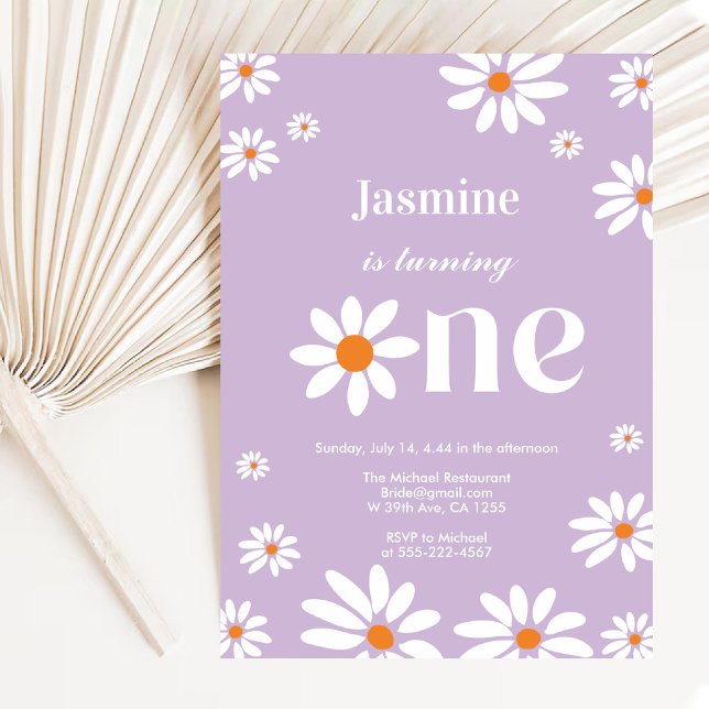 Convite Lavanda Retro Groovy Daisy Florals primeiro aniver (Lavender Retro Groovy Daisy Florals 1st Birthday Invitation)