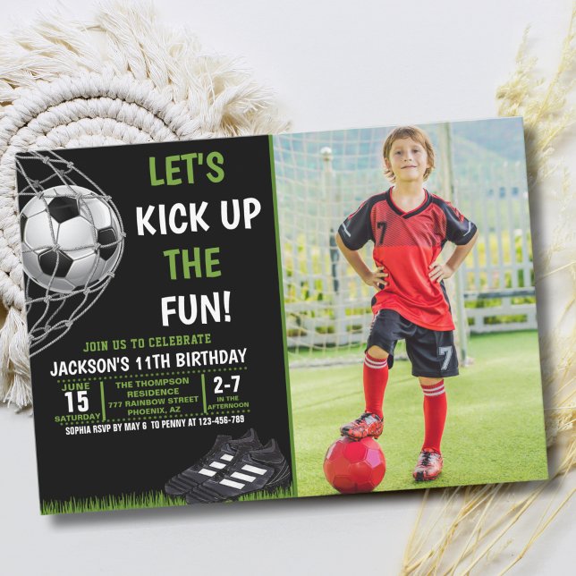 Convite Let's Kick up the fun!, Funny Soccer Birthday (Criador carregado)
