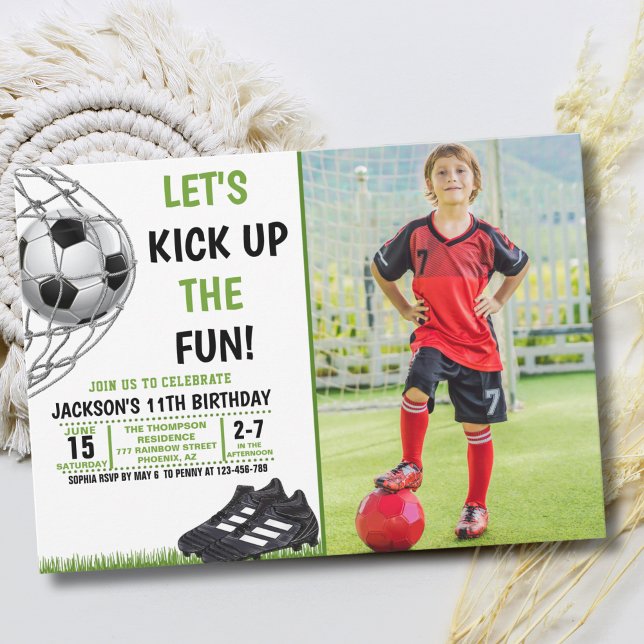 Convite Let's Kick up the fun!, Funny Soccer Birthday (Criador carregado)