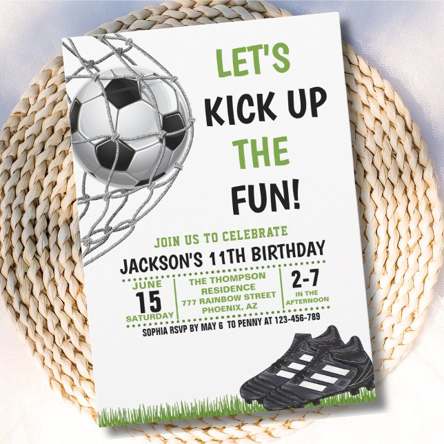 Convite Let's Kick up the fun!, Funny Soccer Birthday (Criador carregado)