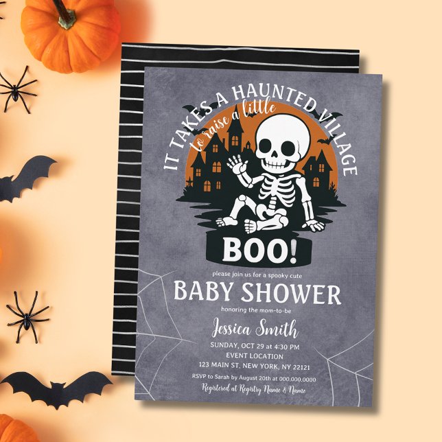 Convite Leva o Chá de fraldas de Halloween da Aldeia Assom (It Takes Haunted Village Boo Halloween Baby Shower Invitation
)