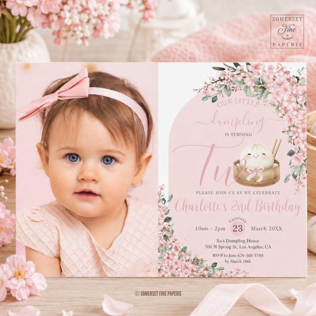 Convite Lindos Pequenos Dumplings Flor de Cerejeira 2º Ani (Zazzle Cute Little Dumpling Cherry Blossoms 2nd Birthday  photo picture Invitation )