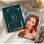 Convite Lua Verde Celestial Dourada Stars aniversário de 3<br><div class="desc">A Astronomia da Lua Solar Dourada Celestial Astronomy aniversário de 30 anos Photo Invtions apresenta um elegante sol dourado, lua e estrelas com um quadro de ouro sobre um fundo verde-floresta. Dentro é a sua informação de convite de 30 anos. Ao contrário, adicione sua foto favorita. Projetado para você pelo...</div>