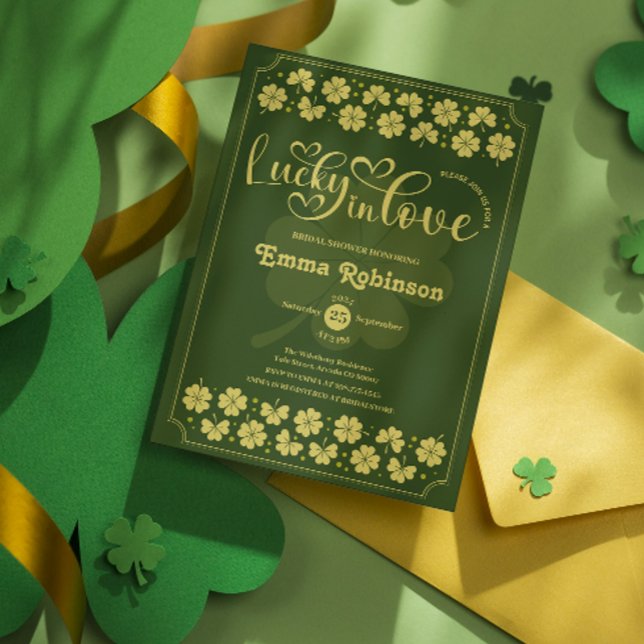 Convite Lucky in Love  St Patrick's Day Bridal Shower  (Lucky in Love St Patrick's Day Bridal Shower Invitation shamrock for her bride romantic heart script)