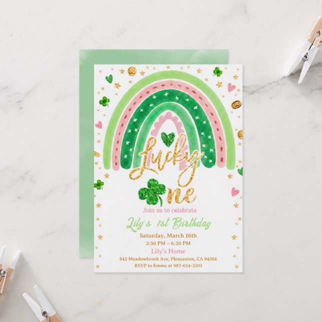 Convite Lucky One 1st Birthday Invitation (Frente/Verso In Situ)