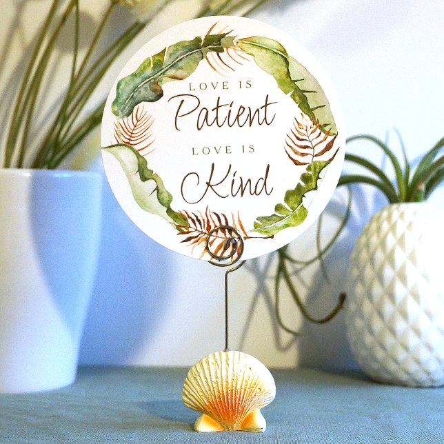 Convite Lush Tropical Green Leaves Love é sinal do pacient (love is patient love is kind wedding table top sign round green rustic banana leaves tropical wreath)