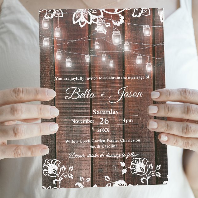 Convite Luz de Corda de Madeira Rústica Casamento no Campo (Rustic Wood String Lights Wedding Invitation | Barn Lace Wood Country Wedding Invite)
