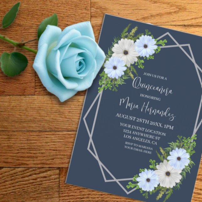 Convite Luz Rústica Azul e Branco Floral Quinceañera (Criador carregado)