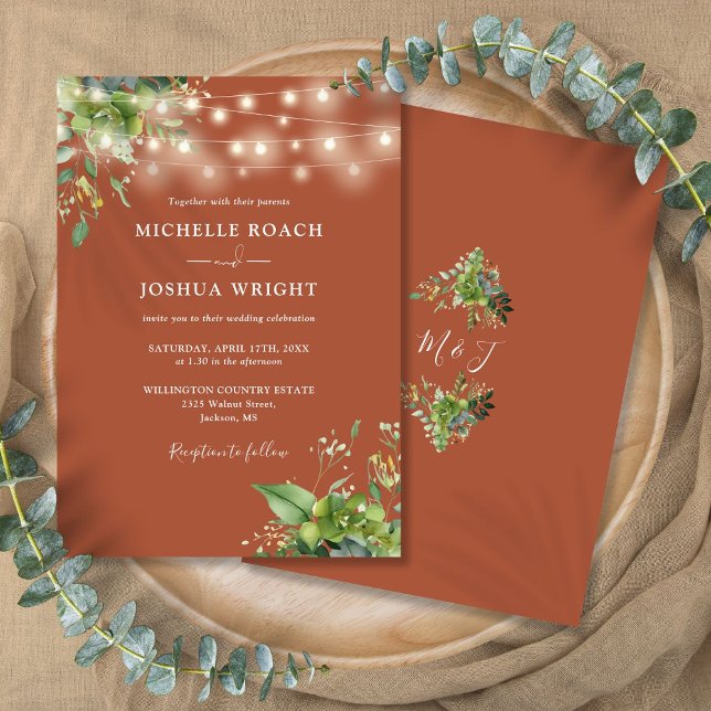 Convite Luzes de Corda com Verdura Terracota Monograma Cas (String Lights Greenery Terracotta Monogram Wedding Invitation)