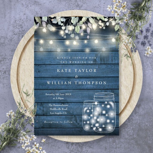 Convite Luzes de Corda de Madeira Rústica Azul Casamento e (Blue Rustic Wood String Lights Mason Jar Wedding Invitation
)