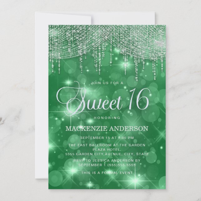 Convite Luzes de cordas verdes Bokeh Sweet 16 (Frente)