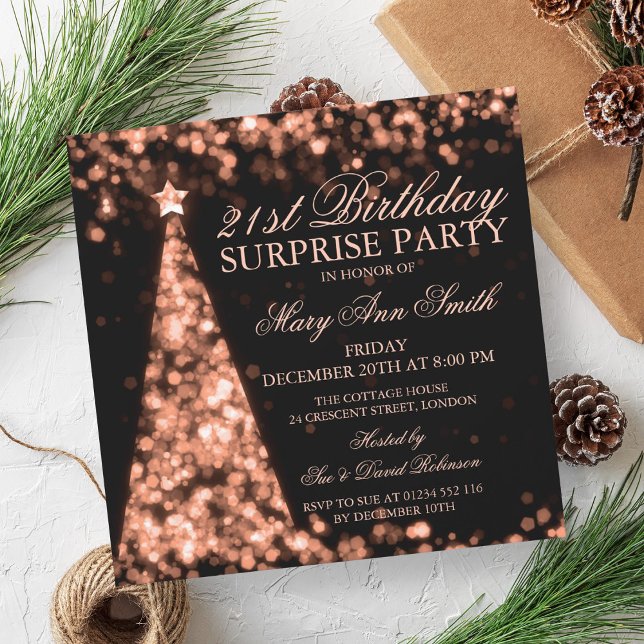 Convite Luzes de Natal de aniversário de 21 anos de Surpre (Rose Gold Surprise 21st Birthday Christmas Lights Invitation)