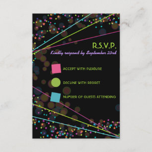 Convite Luzes neon brilham na placa de resposta RSVP escur