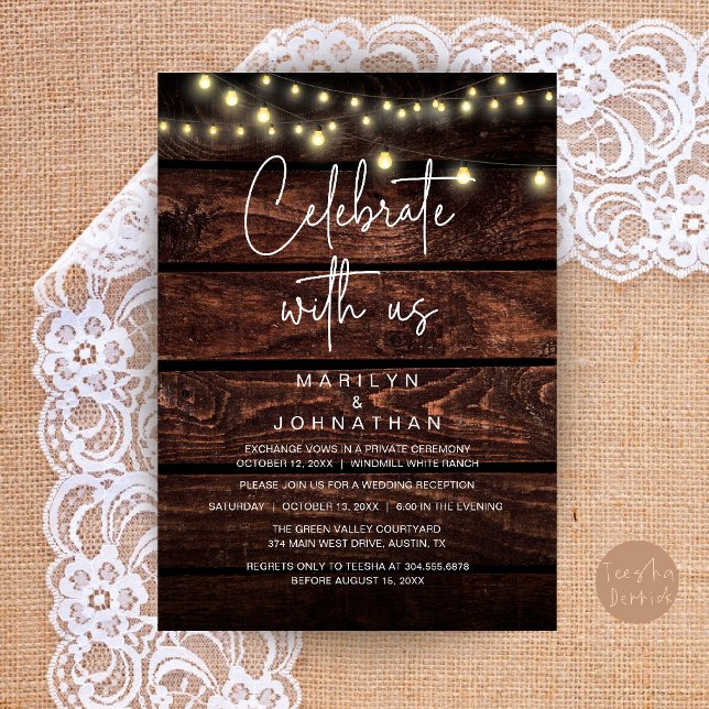 Convite Luzes Rústicas de Corda Recepção de Casamento Eleg (Rustic String Lights Wedding Reception Dinner Party Elegant Invitation Card in Dark Brown Wood)
