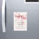 Convite Magnético Arco rosa elegante SWEET 16 luxo<br><div class="desc">Um bege macio,  fundo colorido creme,  decorado com um arco grande rosa. Personalize e adicione um nome e detalhes da parte.</div>