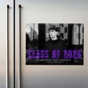 Convite Magnético Classe de Neon Roxo Moderno de Graduação de Foto 2