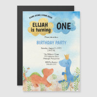 Dinossauros bonitos tocando primeiro aniversario