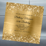 Convite Magnético Glittery Gold Foil 50th Birthday<br><div class="desc">Crie seu convite magnético de formato quadrado de 50 anos para o dia especial dela. O plano de fundo apresenta uma brilhante brilha dourada esparsa e um trabalho de arte digital de folha de ouro metálico. Você pode personalizar os estilos de fonte para adequá-los aos seus planos de festa de...</div>