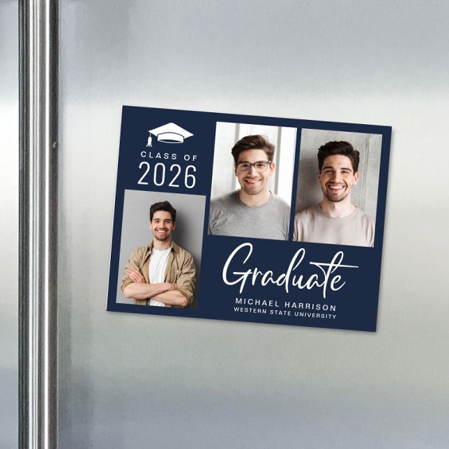 Convite Magnético Graduação Azul de Script de Foto Moderna (Modern Photo Bold Script Blue Graduation Magnetic Announcement)
