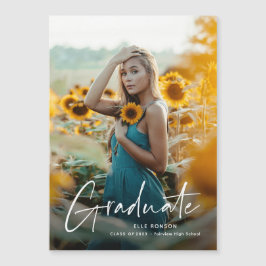 Convite Magnético Graduação de Foto do Formando de Script Moderno
