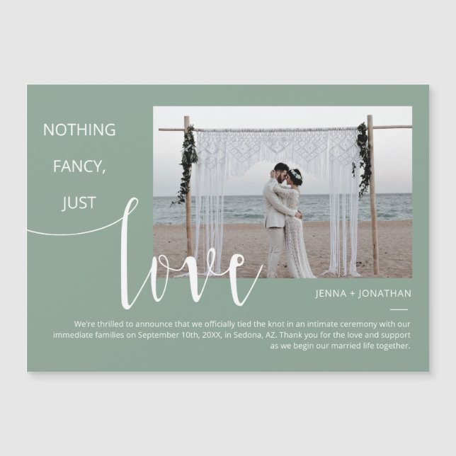 Convite Magnético Magneta de Fotografia Mínima de Script Verde Sage (Frente)