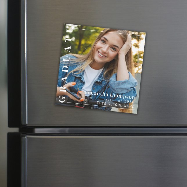 Convite Magnético Magnética de Fotos Simples e Moderna do formando (Criador carregado)