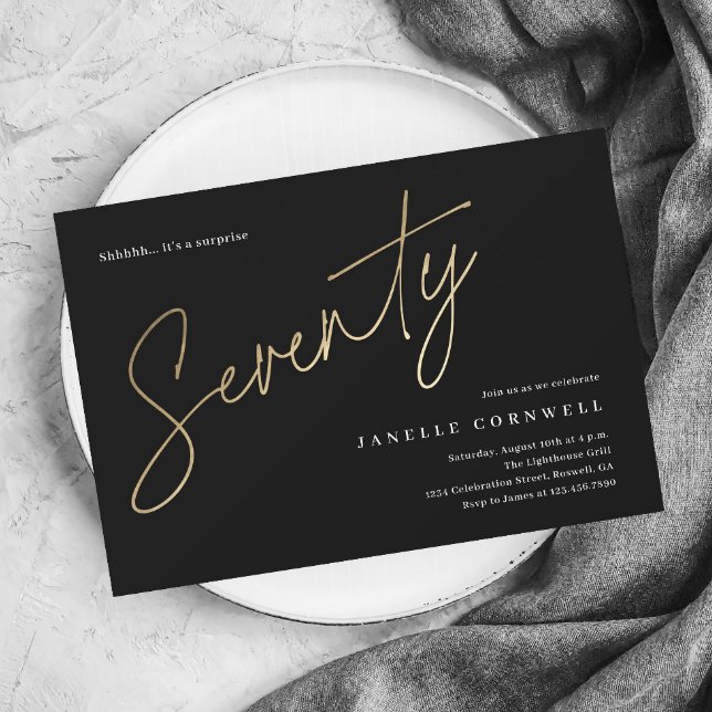 Convite Magnético Manuscrito mínimo preto e 70 Dourado aniversário (Modern gold script 70th birthday party invitation.)