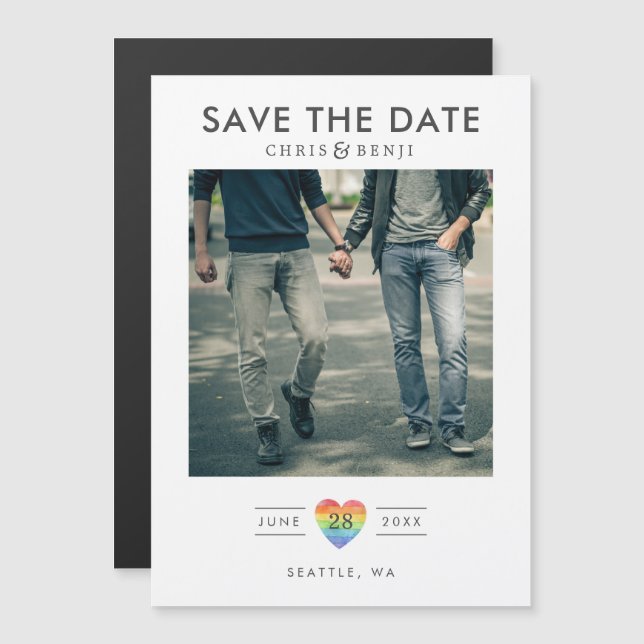 Convite Magnético Rainbow Heart LGBTQ Save the Date with Photo (Frente/Verso)