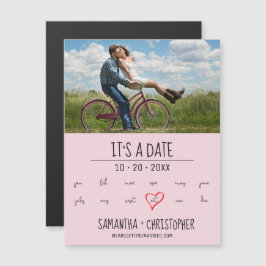 Convite Magnético Rosa É um Noivado de Fotografia Personalizado por 