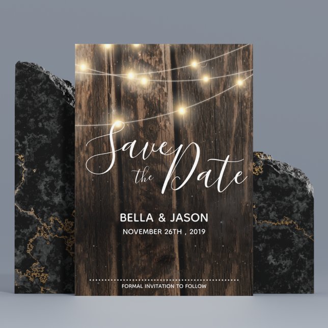 Convite Magnético Rustic Wood String Luz Casamento Salvar A Data (Rustic Wood String Lights Wedding Save The Date Magnetic Invitation)