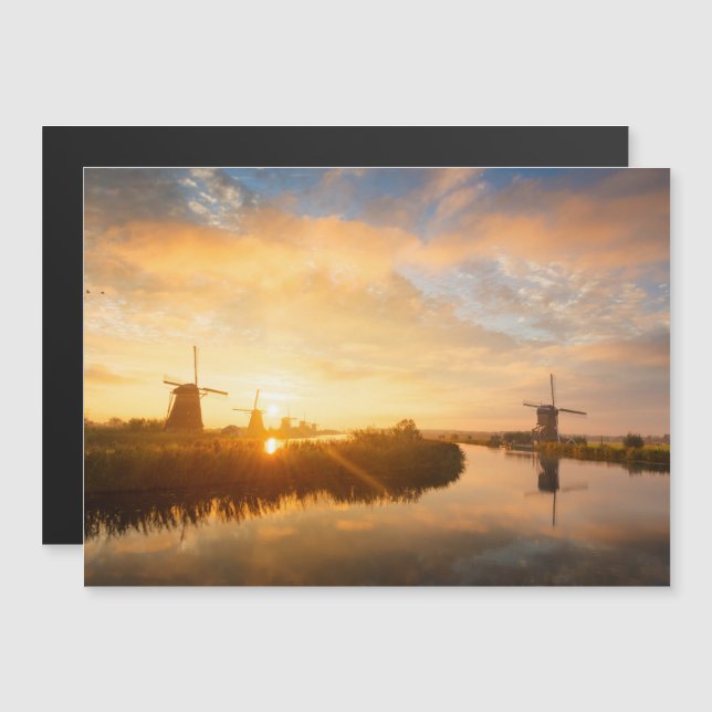 Convite Magnético Sol sobre moinhos de vento e um rio na Holanda (Frente/Verso)