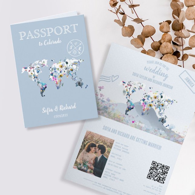 Convite Mapa de passaporte de destino de casamento QR Code (dusty blue mountain wedding passport)