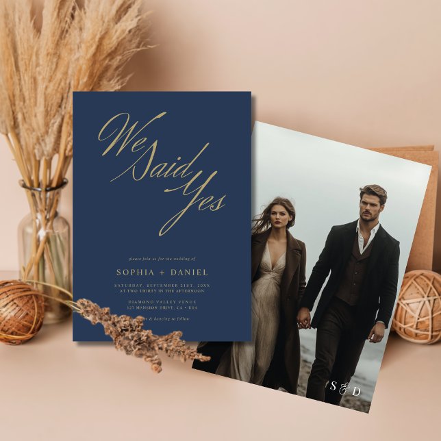 Convite Marinho Blue Ouro Script Nós Dissemos Sim Casament (Criador carregado)
