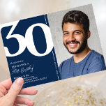 Convite Marinho Blue Photo aniversário de 30 anos Party<br><div class="desc">Crie memórias duradouras na sua cesta de aniversário de 30 anos com estes convites de festas de aniversários azuis clássicos do marinho! Apresentando uma fonte grande e ousada serif que mostra o número '30', uma foto do aniversariante / menina, e um modelo moderno que é fácil de personalizar, esses convites...</div>