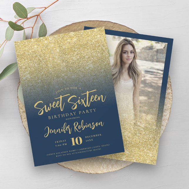 Convite Marinho Dourado Clássico Blue Glitter Foto Sweet 1 (Classy Gold Navy Blue Glitter Photo Sweet 16 Invitation)