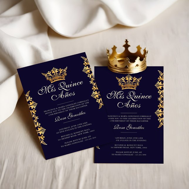 Convite Marinho Elegante da Coroa Dourada Real Quinceañera (Royal Gold Leaf Crown Elegant Navy Quinceañera Invitation)