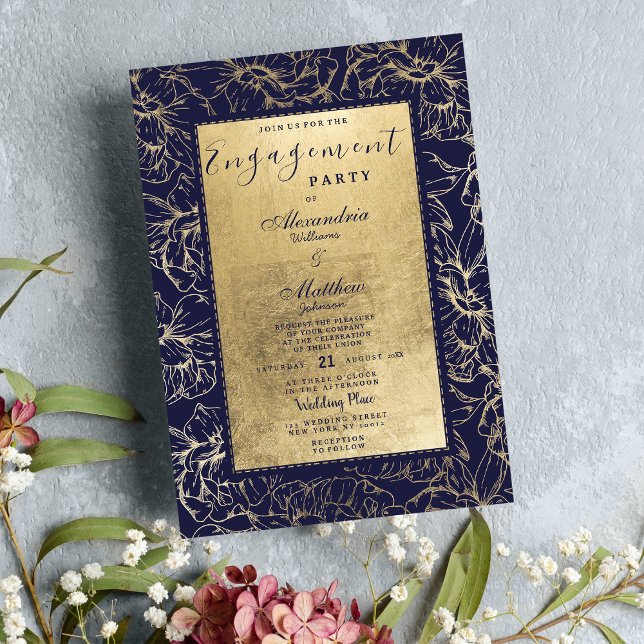 Convite Marinho moderno  azul Noivado chic floral (Modern navy blue gold floral chic Engagement Invitation )