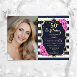 Convite Marinho White Stripes Dourado Foto Rosa 50º Aniver<br><div class="desc">Elegante convite floral feminino para o 50º aniversário com sua foto. Design de cor rosa branca com marinho brilhante com ouro brilhante falso. Apresenta faixas marinho azul e branca, rosas cor-de-rosa, fonte de script e confetti. Perfeito para uma festa de comemoração de na moda adulto. Personalize com seus próprios detalhes....</div>